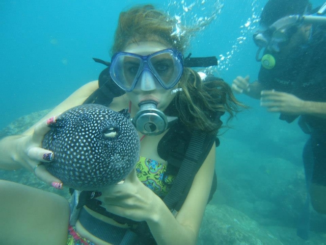 Ellas tambien bucean